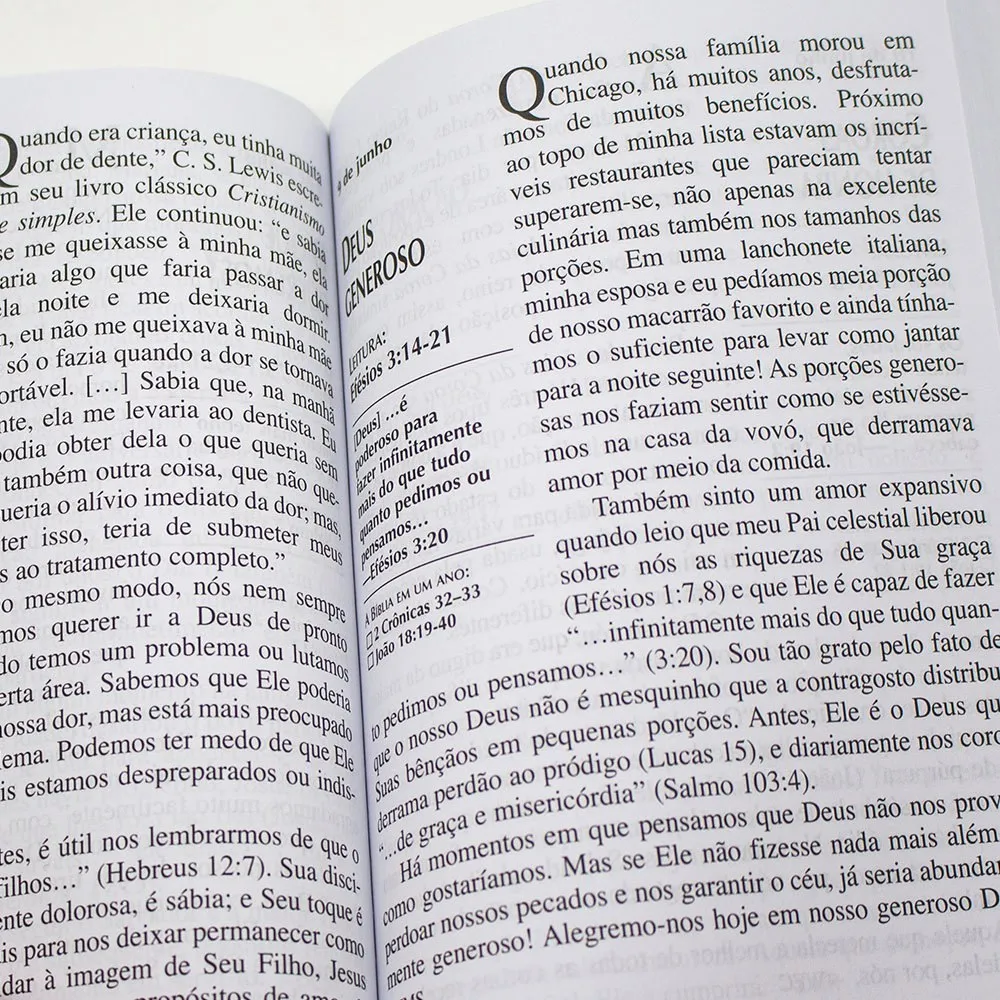 Devocional Pão Diário, Livro Devocional Cristão, Devocional Diário, Meditações Bíblicas, Palavra de Deus, Leitura Devocional, Livro Cristão, Vida Cristã